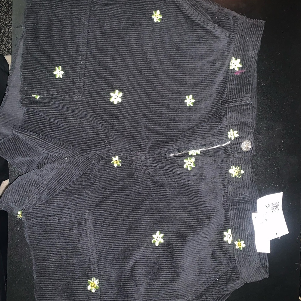 Forever 21 Black Multi Woven Shorts